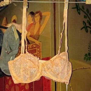 cameo Peach Lace Balconette Bra with Scalloped Edge